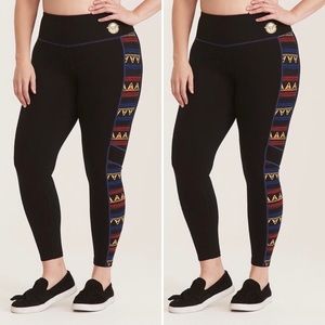 Torrid Wonder Woman Black Activewear Leggings